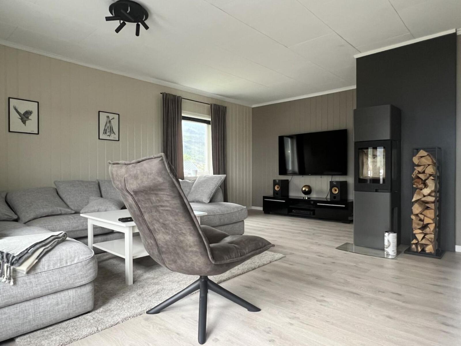 Mountain Peak Retreat Holiday home